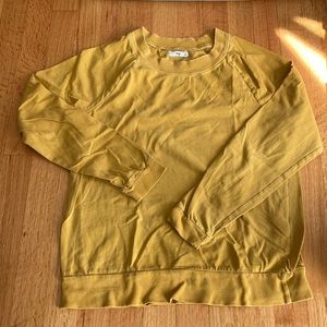 Aritzia TNA light yellow long sleeve crewneck t-shirt
